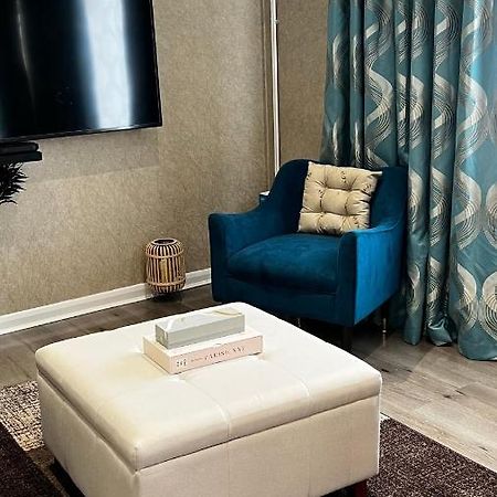 Cheerful 3 Bedroom Townhouse With Free Parking. Billericay Dış mekan fotoğraf